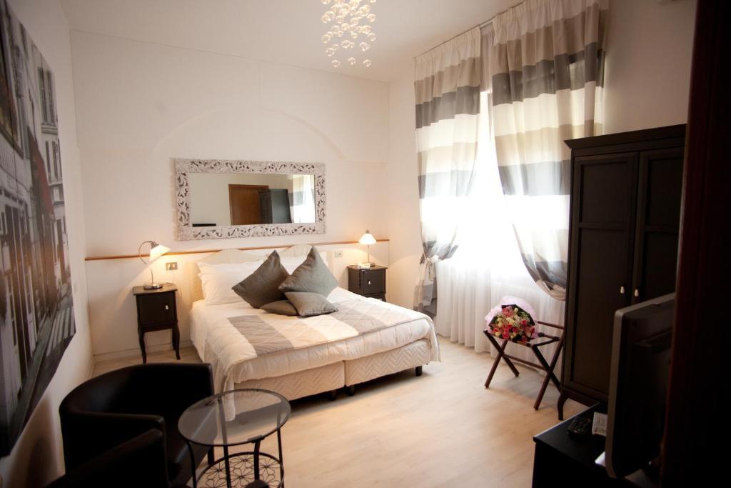 Hotel Mini Palace - Country House Molinella Habitación foto
